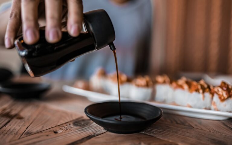 Syrup og sauser: Smakfulle og Kreative Alternativer